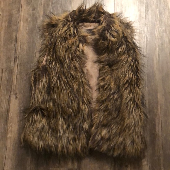 Faux fur - Picture 1 of 3
